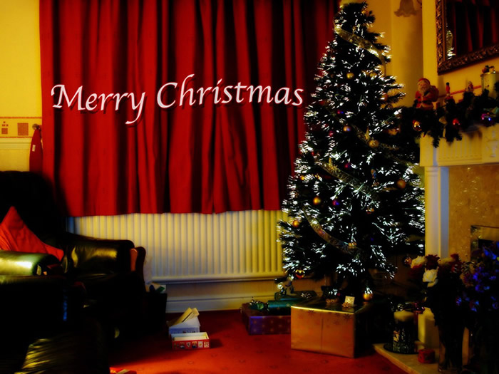 IMAGEN RBOL DE NAVIDAD CON BOLAS